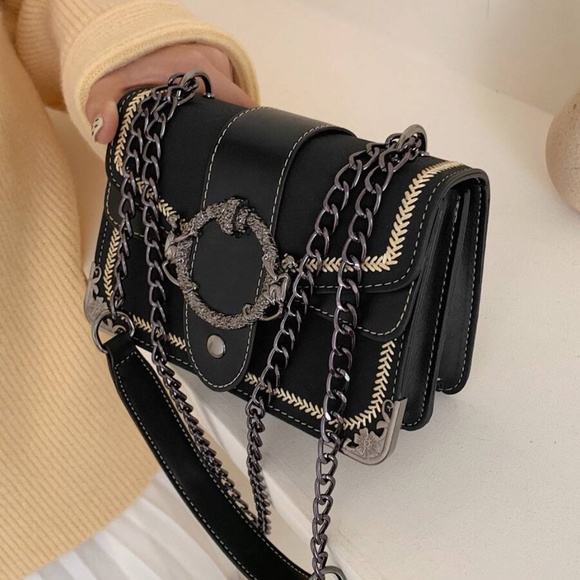 Graphite Chain Mini Floral Crossbody Black - Picture 4 of 6